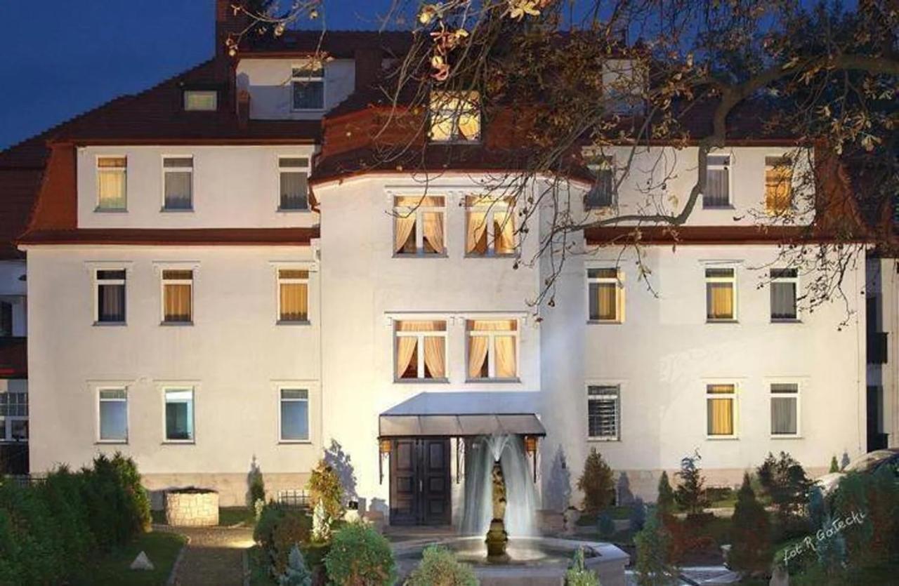 Bed and Breakfast Viilla Rezidence Kudowa-Zdrój Zewnętrze zdjęcie